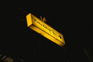 Photo Exit sign