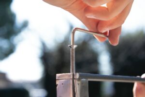 Photo Solar-Powered Water Purification